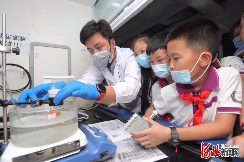 廊坊医科大学研究生院